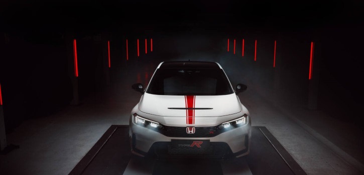 Nowy Type R „Ultimate Edition” zwiastuje koniec sprzedaży kultowego modelu w europie